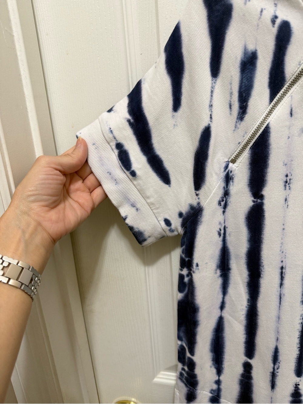 Chico’s Zenergy Tie-Dye Zip-Detail Dress - Size 1 (US 8-10) - NWT - Picture 7 of 7